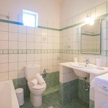 Appartement Yiota Harbour House 1 Min Walk To The Beach